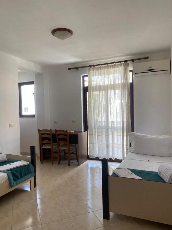 Appartments By Martiness Durres Bagian luar foto